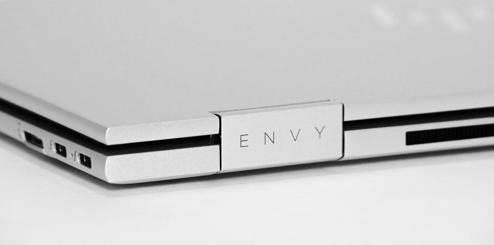 HP ENVY x360 13-bfのヒンジ