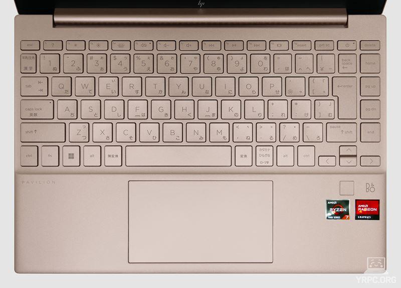 HP Pavilion Aero 13-beピンクベージュのキーボード